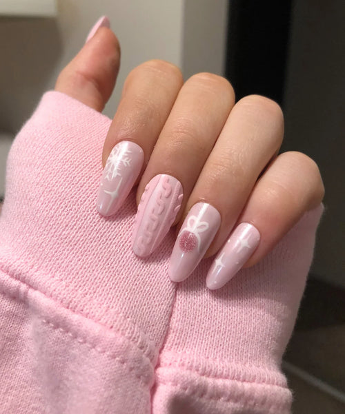 sweater snowflakes ornament press-on nails by Polished by Maddie